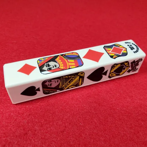 Vista 6 de Newt's Playing Cards Ladies Rule Trump Marcador/indicador para juegos de cartas como Euchre, Bridge, Pinochle, Whist y otros juegos de cartas