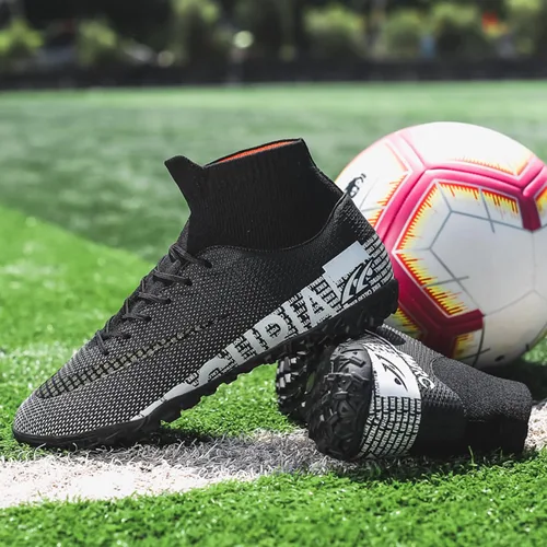 Vista 7 de Botas de fútbol para hombre con tacos altos con cordones, para interiores, firmes, para entrenamiento de césped y fútbol sala