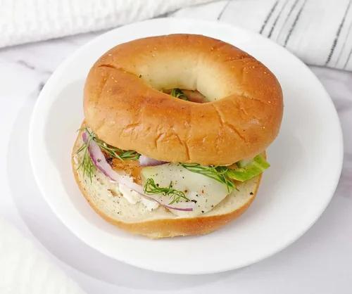 Vista 7 de Hero Classic Plain Bagel - 4 g de carbohidratos netos, 19 g de proteína, alta fibra, 130 calorías por porción (10 bagels, 2 paquetes de 5)