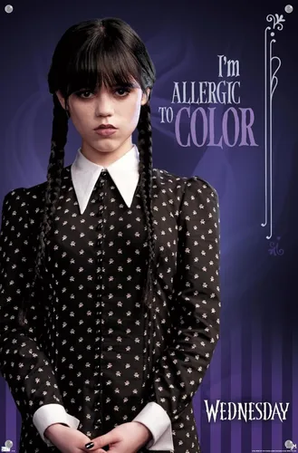Vista 4 de Trends International Wednesday - Póster de pared con texto en inglés "I'm Allergic To Color", 14.72 x 22.37 pulgadas, paquete de póster premium