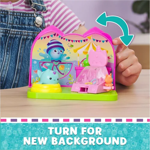 Vista 6 de Gabby's Dollhouse Gabby’s Dollhouse Kitty Narwhal’s Carnival Room, Playset, Juego de sala de carnaval, figura de narval de gatito, piscina de bolas