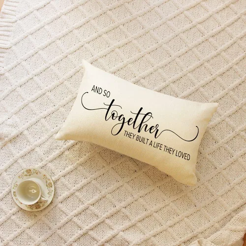 Vista 2 de Ogiselestyle Fundas de almohada de granja con frase "Together They Built a Life They Loved Quote de 12 x 20 pulgadas, fundas de almohada lumbares