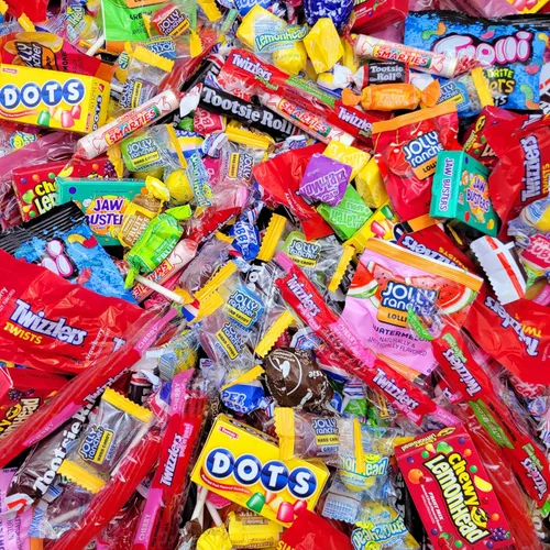 Vista 3 de Yummy Chew Paquete surtido de dulces a granel – Surtido de dulces a granel – Bolsas de dulces envueltas individualmente – Mezcla de dulces de piñata