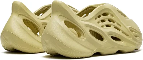 Vista 2 de adidas Preescolar Yeezy - Camino de espuma para niños HP5349 de azufre - Talla 13K, Azufreazufre, 13 pequeño niño