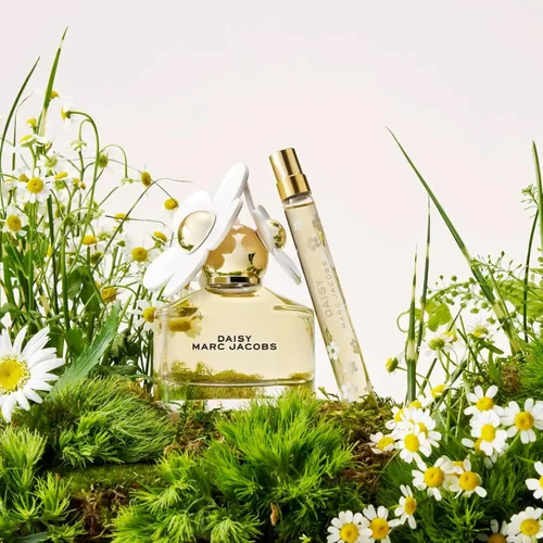 Vista 5 de Marc Jacobs Daisy Eau de Toilette - Perfume floral radiante para mujer - con notas de bayas silvestres
