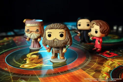 Vista 5 de Funko Games POP! Funkoverse: Harry Potter 102 - Juego de expansión estándar - Juego de mesa de estrategia ligera para niños y adultos