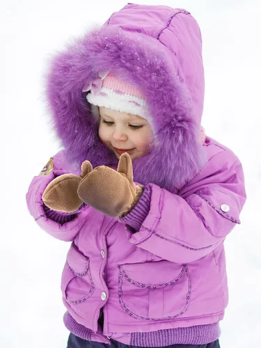 Vista 2 de 3 pares de guantes de vellón para niños, guantes cálidos de invierno para niños y niñas, guantes de esquí de nieve resistentes al viento