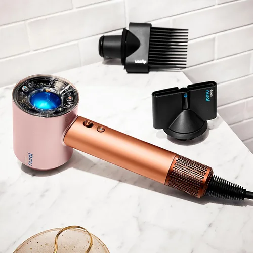 Vista 4 de Dyson Supersonic Nural™ Secador de pelo Seda ámbar