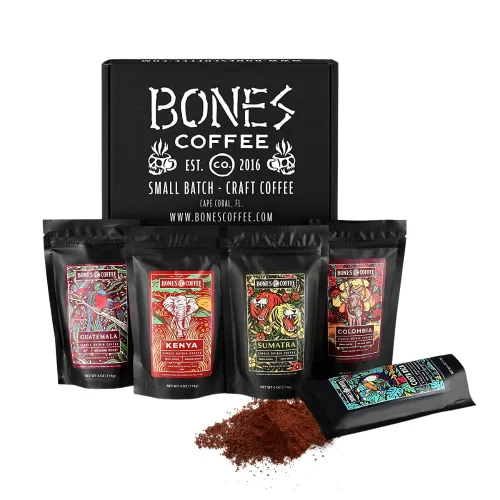 Vista 22 de Bones Coffee Company The Nightmare Before Christmas Caja de Coleccionista 5 Cafés de Sabores Granos de Arábica Bajo en Ácido Tostado Medio Café