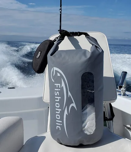 Vista 3 de Fishoholic Bolsa seca – Bolsas de equipo impermeables – Broche a prueba de fallas – Hecho resistente y duradero para kayak, barco, pesca