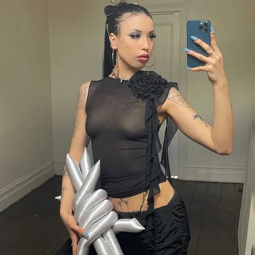 Vista 4 de Woxlica Camiseta sin mangas con volantes y roseta 3D para mujer, para verano, con borlas