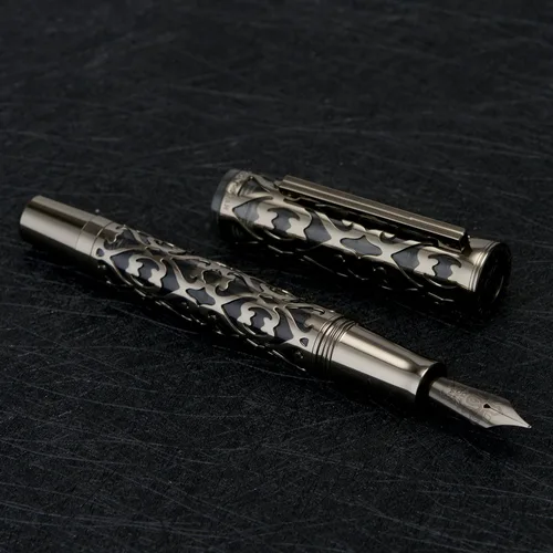 Vista 8 de HONG DIAN D1 - Pluma estilográfica de pistones de punta extra fina y suave, esqueleto hueco negro mate y resina con juego de estuche de metal