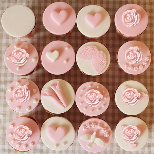 Vista 29 de YunKo Mini arcos de silicona Fondant Moldes Chocolate Candy Cake Pop Craft Molde Bowknot