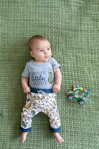 Vista 4 de Mud Pie Conjunto de pantalón y oruga para niños