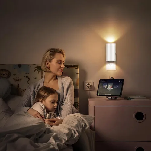 Vista 2 de Luz nocturna LED de pared enchufable con regulación de 0 a 300 lúmenes, blanco cálido de 2700 K, sensor de luz de encendido/apagado automático