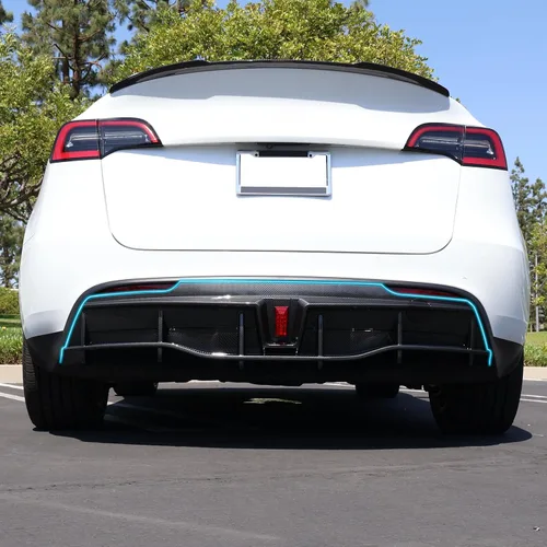 Vista 9 de FREEMOTOR802 - Difusor trasero LED para Tesla Model Y 2020-2024, impresión de carbono