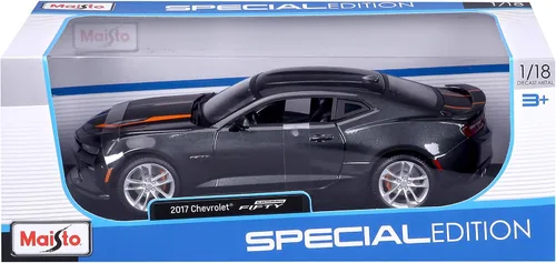 Vista 7 de Maisto 1:18 SE 2017 Chevrolet Camaro del 50.º aniversario (Gris metálico)