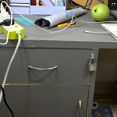 Vista 3 de Yifely Revestimiento de papel para estanterías de color gris sólido, adhesivo extraíble para cajón, 17.7 pulgadas por 9.8 pies