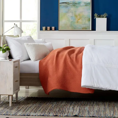 Vista 4 de Manta de cama 100% algodón con tejido waffle Suave, transpirable y ligera para todas las estaciones Perfecta para superponer Colección Brielle