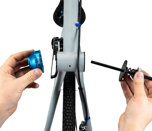 Vista 4 de Park Tool BBT-RS Sistema de retención de herramientas de soporte inferior de bicicleta herramientas de reparación de bicicletas