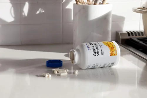Vista 7 de Nutricost Vinagre de Manzana 0,018 oz; 240 Cápsulas, 1 botella, 1