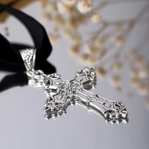 Vista 4 de Sacina Collar de cruz gótica, collar de cruz negra de aleación de zinc, Halloween, regalo de joyería gótica de Navidad para mujer, Zinc, No es una