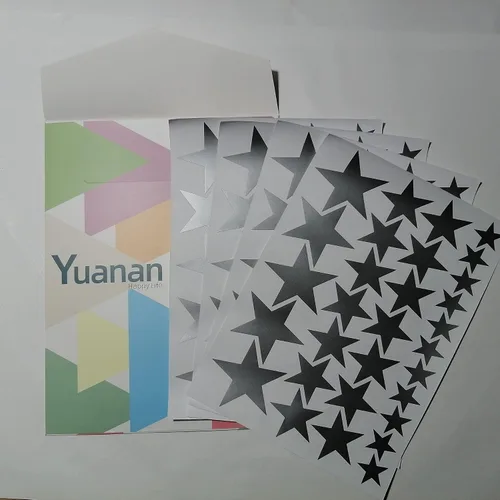 Vista 6 de Calcomanías de vinilo con diseño de estrellas para cuarto de bebé, dormitorio, habitación de niños o niñas, sala de juegos, aula, sala de estar Plata