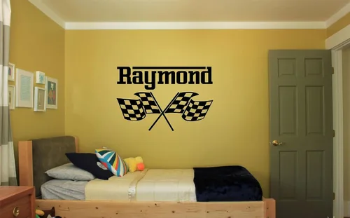 Vista 2 de Calcomanía de pared de banderas a cuadros con nombre personalizado, bandera de carreras, mural de vinilo, sala