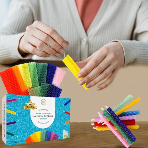 Vista 3 de The Dreidel Company 24 Haz tus propias velas de cera de abeja coloridas de Janucá, kit completo de inicio de velas de Janucá para hacerlas tú mismo