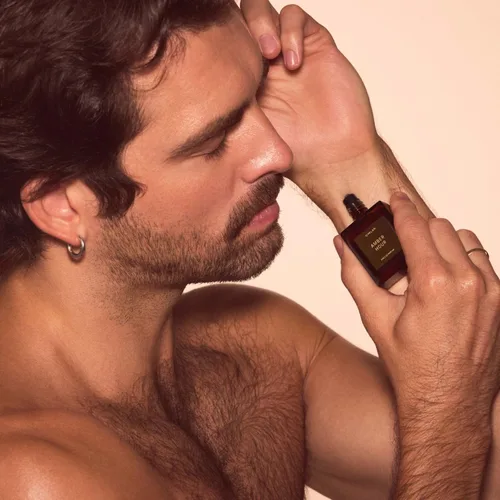 Vista 7 de CYKLAR Aceite de perfume para la piel – Aroma de hora ámbar – Fragancia de perfume rica y picante con notas de grano Palo Santo y Tonka – Apto