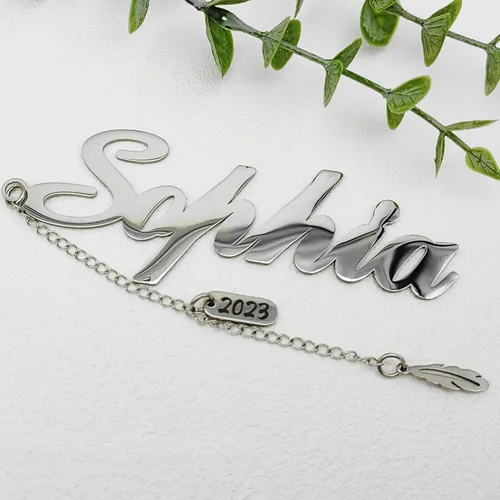 Vista 4 de Marcapáginas de nombre personalizado de acero inoxidable con nombre de metal, regalo único para amantes de los libros, regalo para graduación
