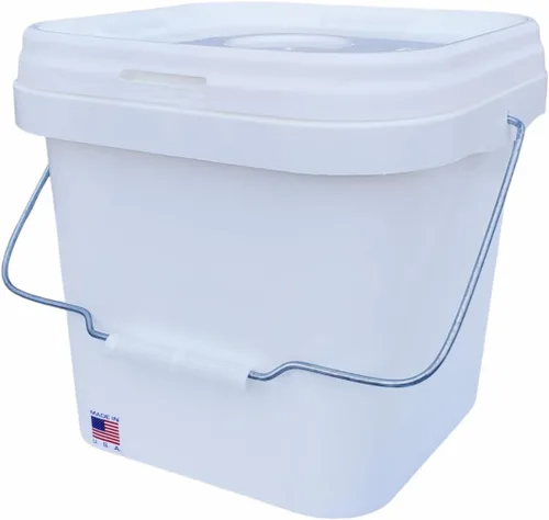 Vista 3 de Cubo de cubo de 2 galones de almacenamiento de grado alimenticio libre de BPA cuadrado con tapa y mango de metal, contenedor de plástico blanco