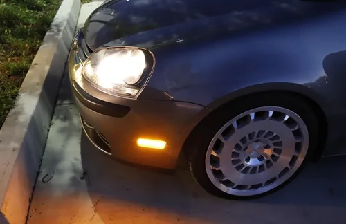 Vista 7 de iJDMTOY Kit de luces laterales de parachoques con lente transparente y ámbar LED completa Compatible con Volkswagen 2006-2009 MK5 Golf/GTI Rabbit