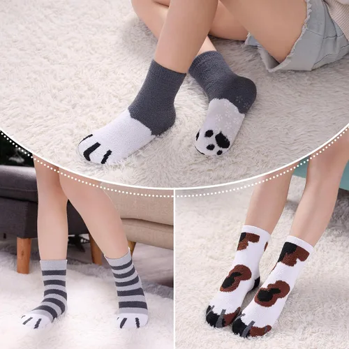 Vista 2 de LINEMIN Calcetines peludos para niños y niñas con agarres, antideslizantes, calcetines acogedores y esponjosos para invierno, calcetines cálidos