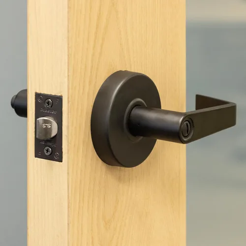 Vista 2 de Master Lock SLCHPV10B - Manija de puerta de privacidad comercial de grado 2, acabado de bronce aceitado