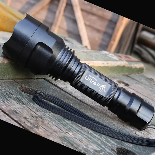 Vista 5 de ULTRAFIRE Linterna LED C8 de 1000 lúmenes altos, mini linterna de mano de 5 modos, impermeable IPX6, con cargador y UFB18, para emergencias