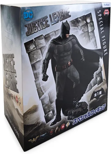 Vista 5 de Figura especial de PVC Batman de la Liga Mundial de la Justicia