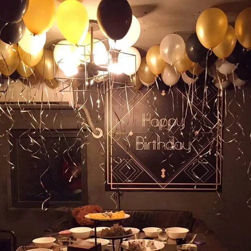 Vista 8 de Kit de 72 globos de confeti negro y dorado, globos negros, dorados y blancos de 12 pulgadas y globos de confeti dorado con cintas para globos