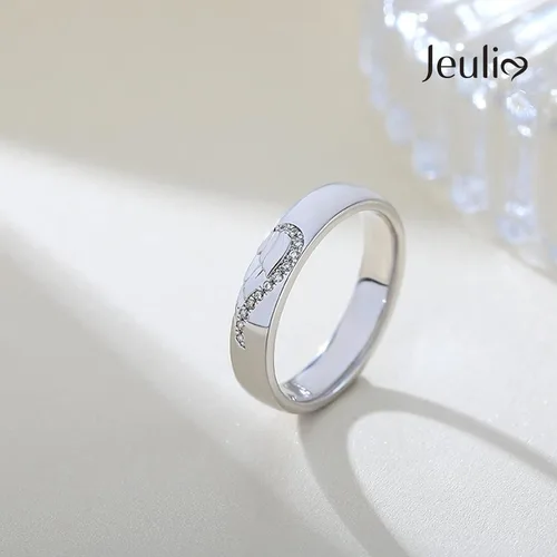 Vista 4 de Jeulia Anillo de plata de ley para mujer, con forma de corazón, dos tonos, con incrustaciones de alas de ángel, para parejas, boda, compromiso