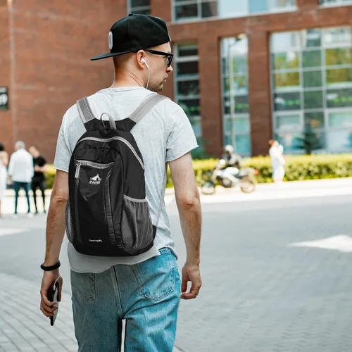 Vista 8 de G4Free Mochila de senderismo de 16 litros, mochila pequeña ligera y plegable para viajes, camping, al aire libre, hombres y mujeres