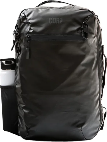Vista 37 de COR Surf Mochila de viaje de mano Island Hopper 2.0 Mochila ultraligera aprobada para artículos personales 28L Negro Edición impermeable