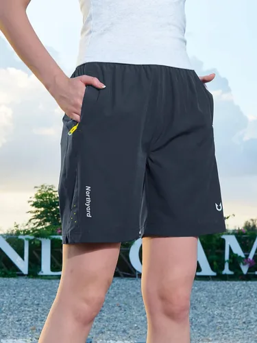 Vista 21 de NORTHYARD Pantalones cortos deportivos de senderismo para mujer, de secado rápido, ligeros, para gimnasio, entrenamiento, con 3 bolsillos