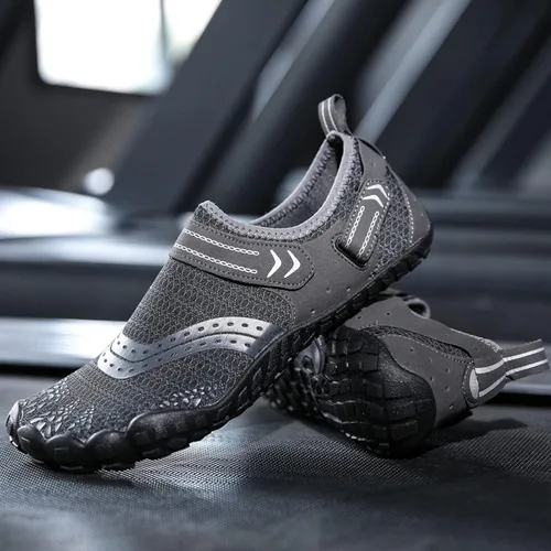 Vista 5 de Zapatos de agua descalzos para hombre, ligeros, de secado rápido, zapatos de natación para piscina, playa, surf para adultos