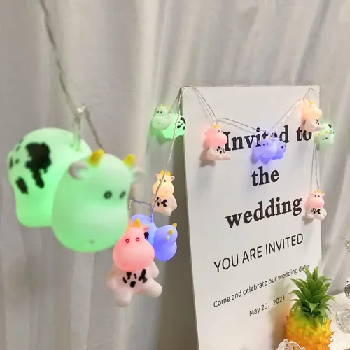 Vista 7 de Guirnalda de luces de vaca de Pascua de 5.4 pies, 10 luces LED de hadas de vaca de Navidad, funciona con pilas para decoración del hogar, fiesta