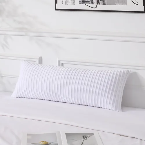 Vista 90 de UGASA - Fundas de almohada decorativas de terciopelo suave y sólidas de Navidad para sala de estar/sofá, 16 x 16 pulgadas, 2 unidades, color burdeos