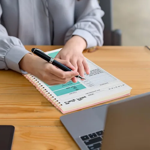 Vista 6 de EOOUT Agenda diaria actualizada, cuaderno B5 de lista de tareas pendientes con calendarios por hora, comidas de 10 x 7 pulgadas, 166 páginas