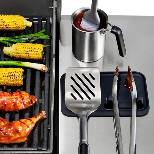 Vista 11 de OXO Good Grips - Herramientas de asar a la parrilla, reposo, color negro