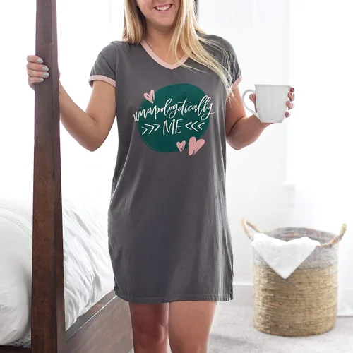 Vista 2 de Primitives by Kathy Novedad camisa grandeXL Unapologetically Me