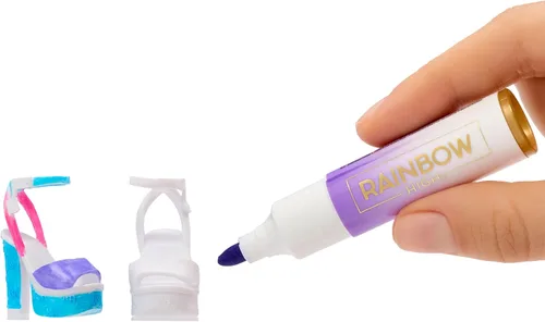 Vista 4 de Muñeca de moda DIY con aerógrafo Rainbow High y crea con kit de marcadores de aerógrafo, marcadores lavables arcoíris, cabello largo, ojos grises