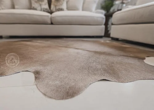Vista 5 de Sunshine Cowhides Alfombra de piel de vaca 100% genuina, color gris topo, alfombra de piel de animal de estilo moderno y alfombra para sala